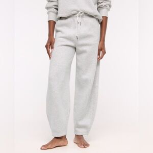 Abercrombie & Fitch barrel Sunday sweatpants